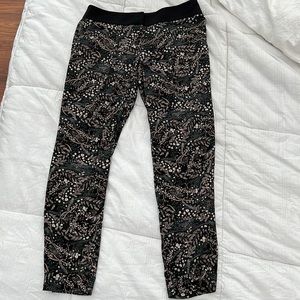 Ann Taylor Loft - Floral Cropped Trousers - 00P